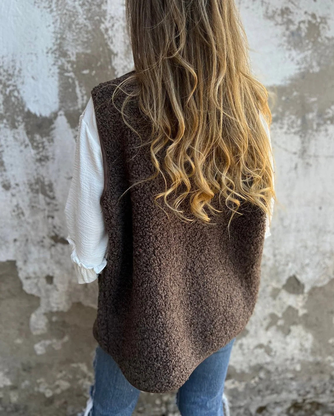 Louise | Gilet bouclé à boutons