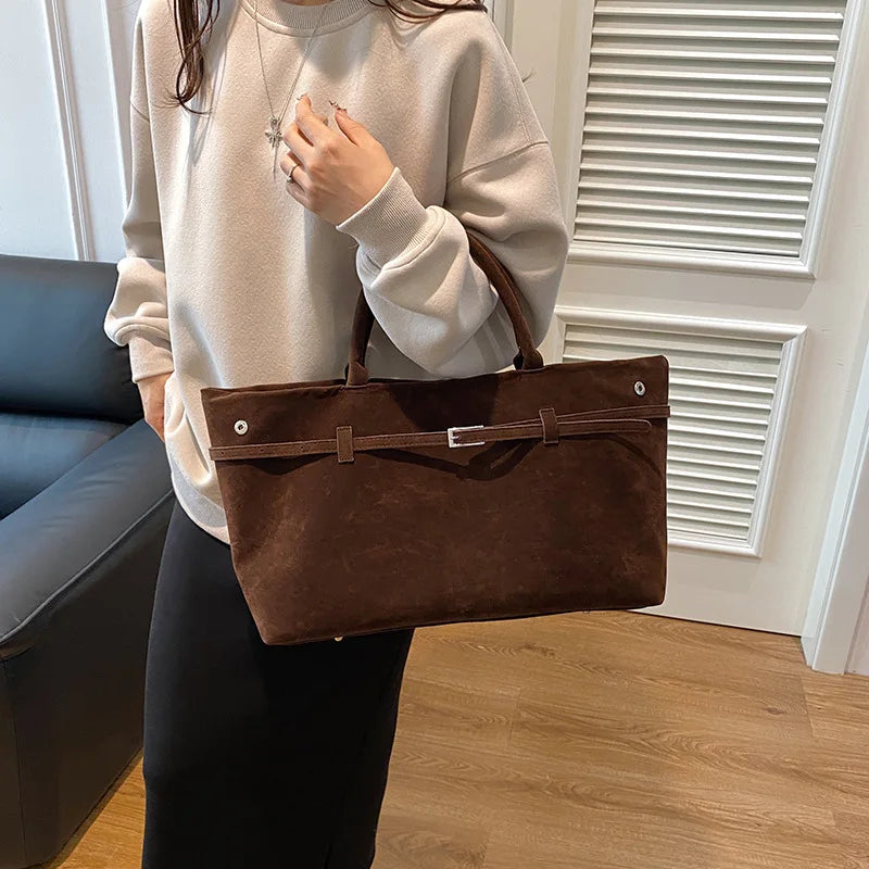 Charlotte Montmartre | Sac cabas en daim