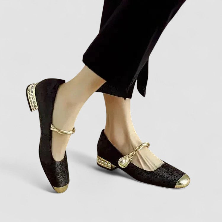 Camille | Babies satinées à talon bijou