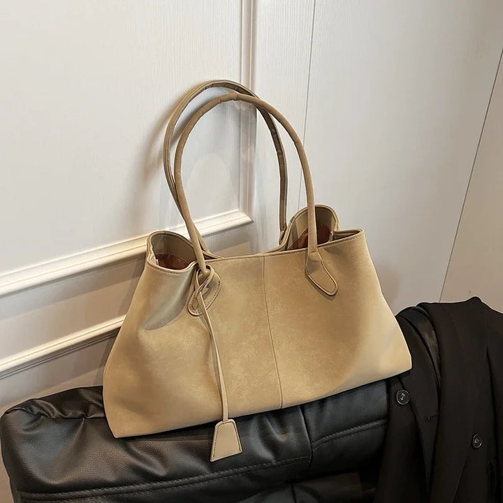 Clémence Montmartre | Sac à main en daim