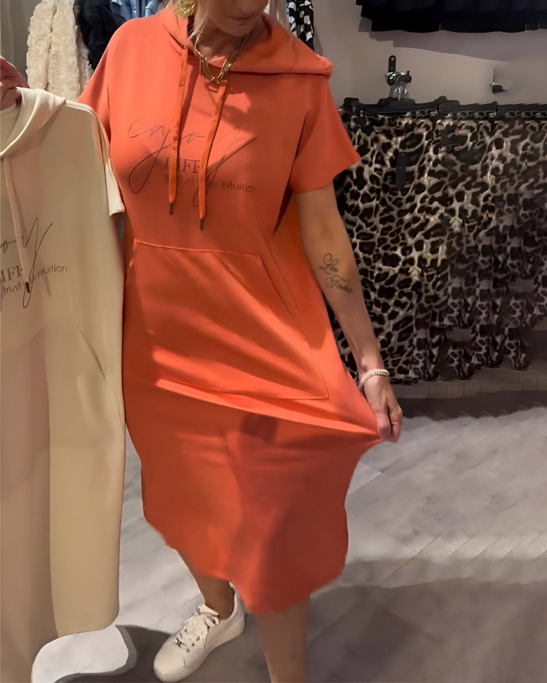 Valentine | Robe sweat à capuche confortable