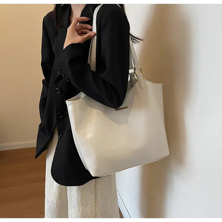 Claire Montmartre | Sac à main en cuir véritable