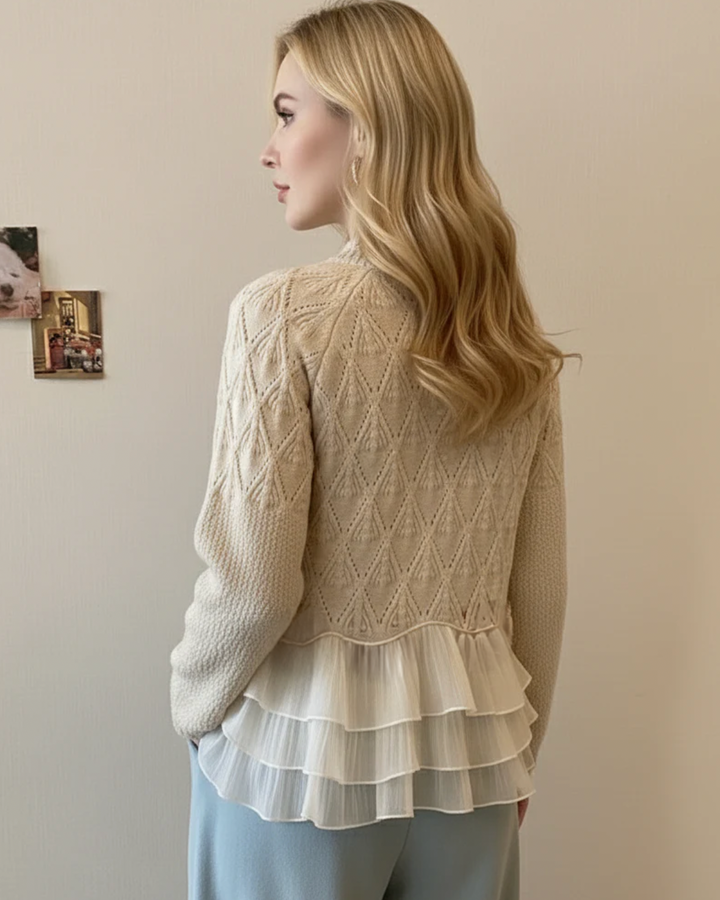 Margot | Pull en maille à détails floraux